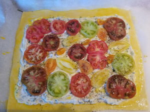 Unbaked tomato tart